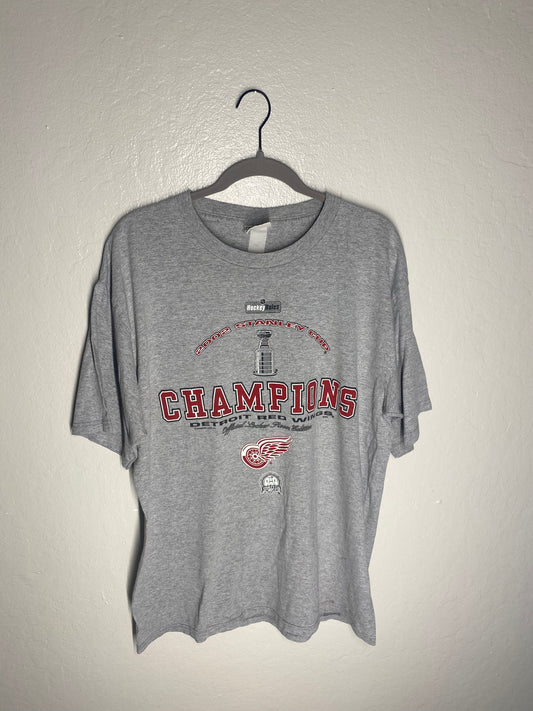 2002 Detroit Red Wings Stanley Cup T-Shirt